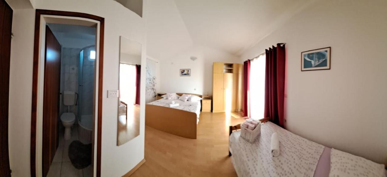 Apartments Garac Дуги Рат Екстериор снимка