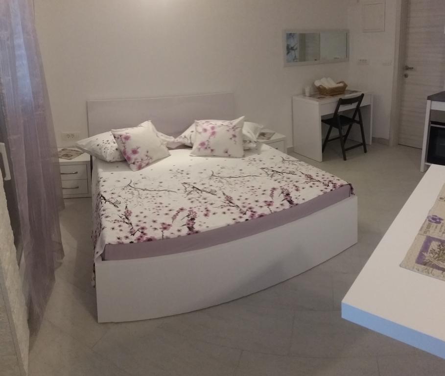Apartments Garac Дуги Рат Екстериор снимка